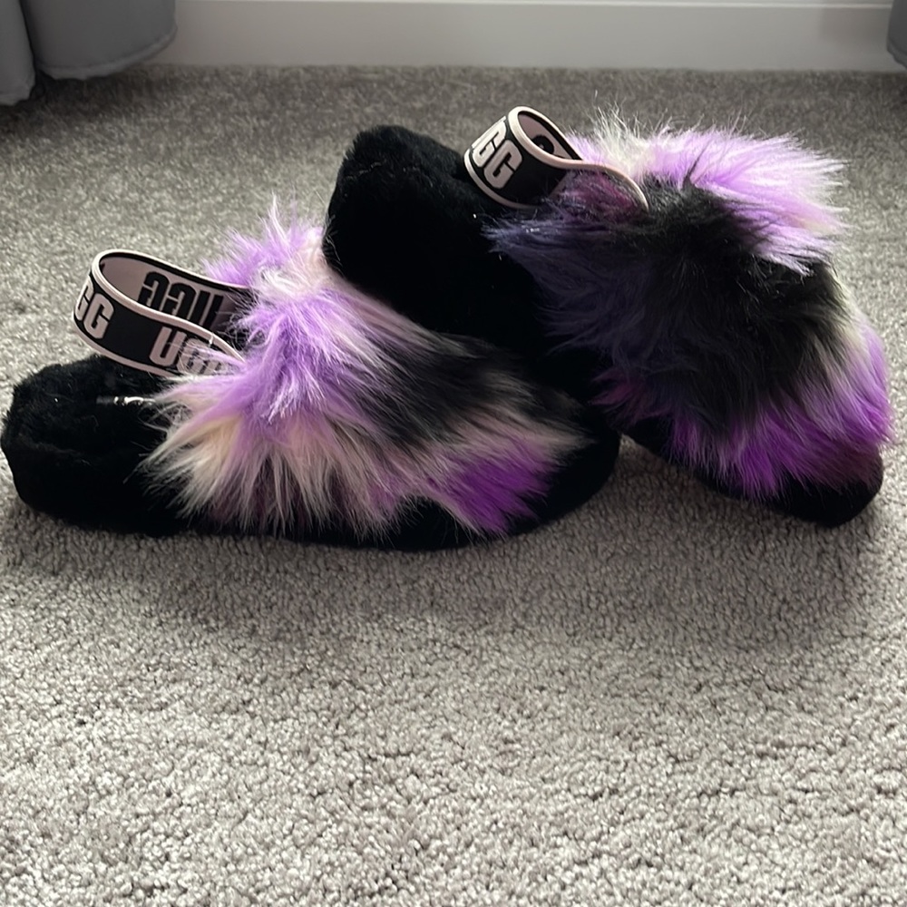Ugg slippers - Picture 2 of 5